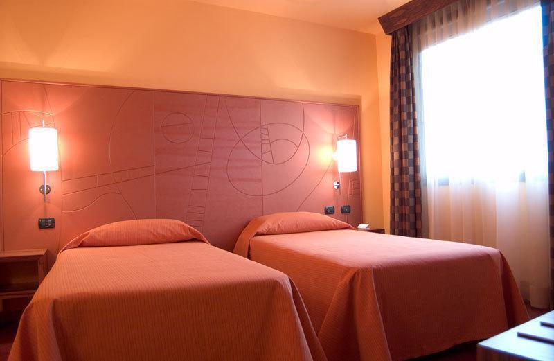 B&B Hotel Sassuolo Eksteriør billede